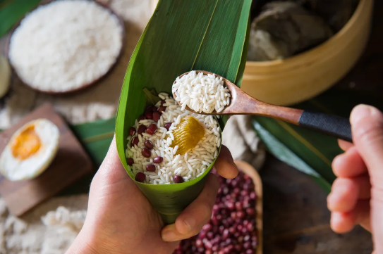 端午不“躺平”，来阿依河浪一场，“粽”享欢乐！